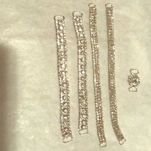 Competition bikini connectors